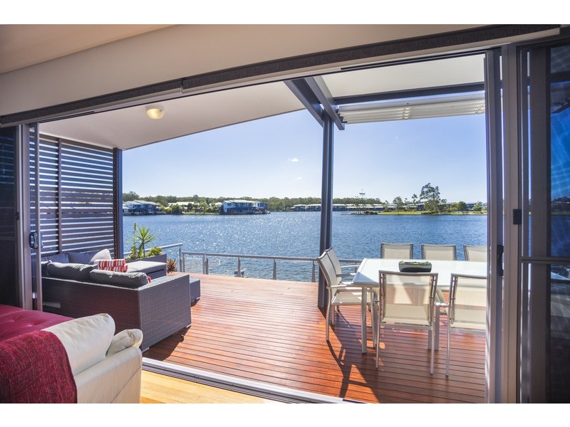 24/181 Lae Drive, Coombabah QLD 4216