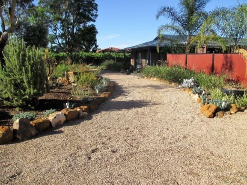 16 Kulkyne Street, Renmark SA 5341