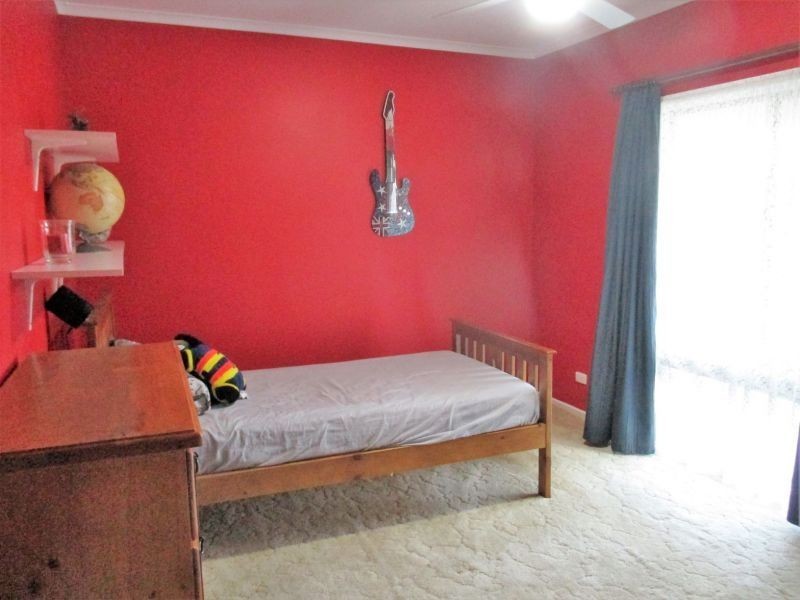 16 Kulkyne Street, Renmark SA 5341