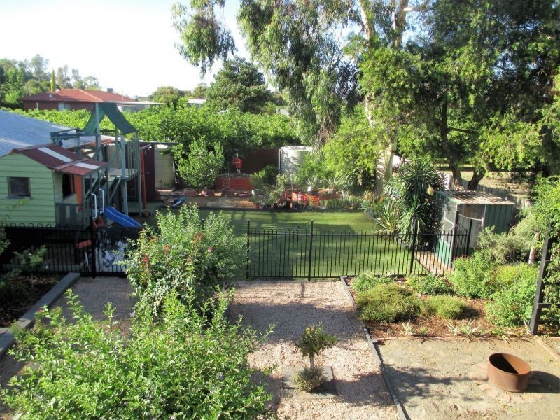 16 Kulkyne Street, Renmark SA 5341