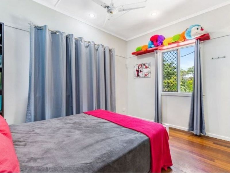 19 Quinn St, Kawana QLD 4701