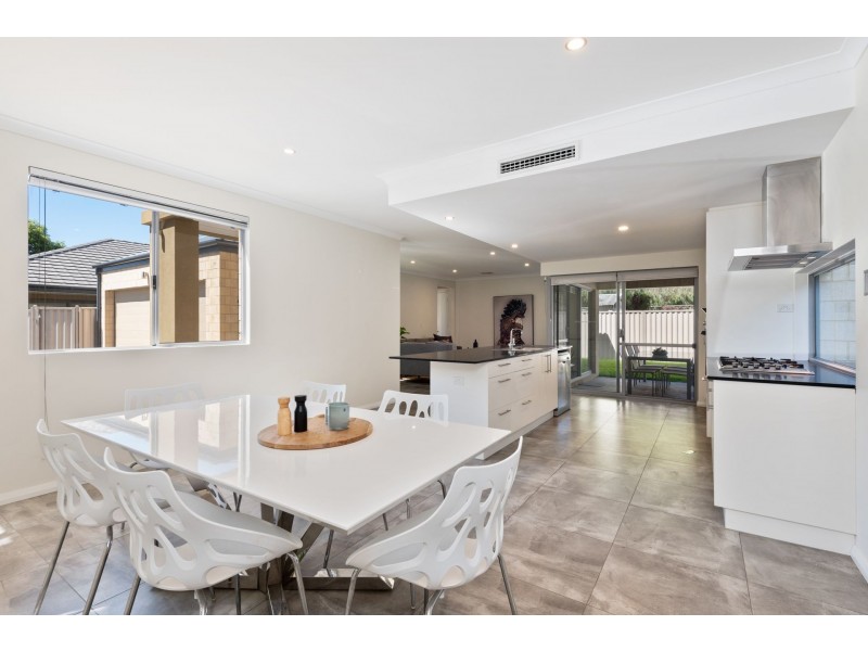 43B Gwelup Street, Karrinyup WA 6018