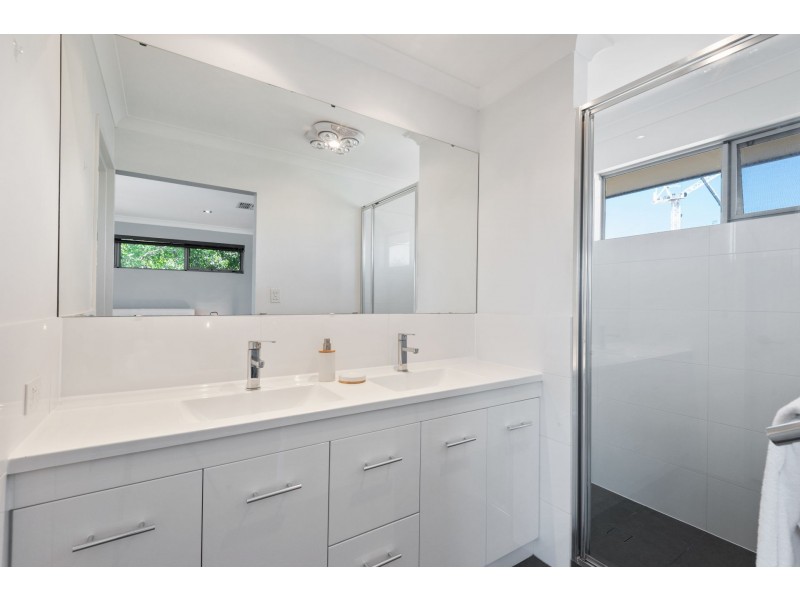 43B Gwelup Street, Karrinyup WA 6018