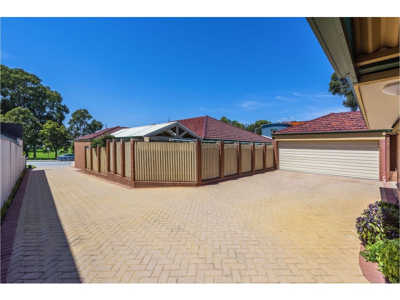 21A Links Road, Ardross WA 6153