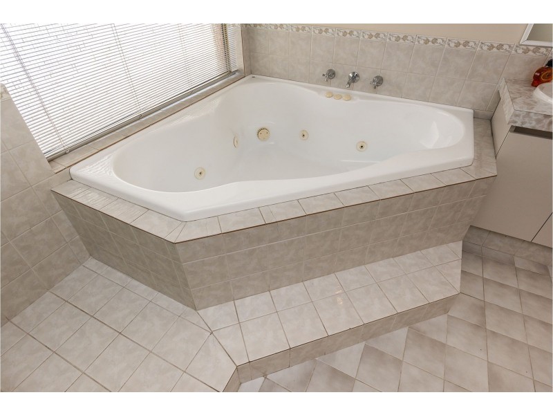 21A Links Road, Ardross WA 6153