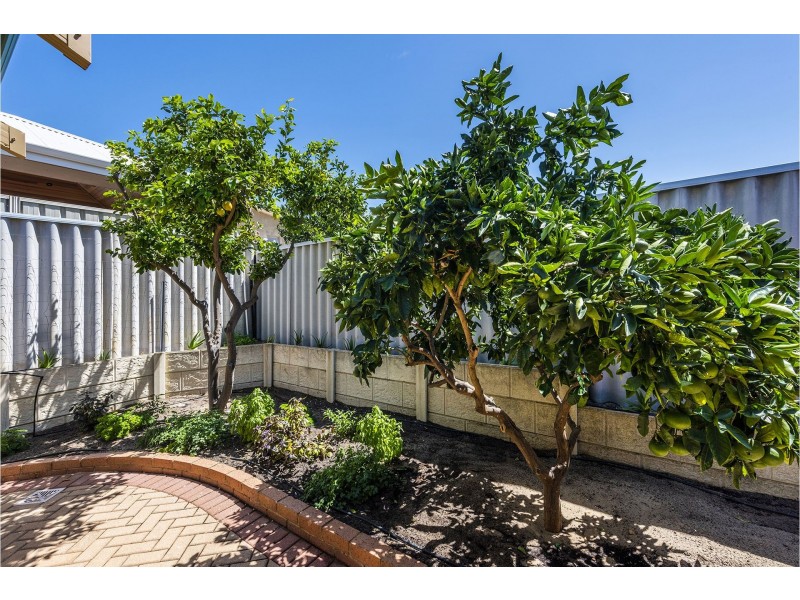 21A Links Road, Ardross WA 6153