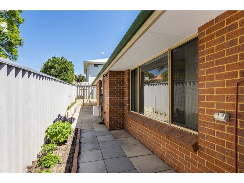 21A Links Road, Ardross WA 6153