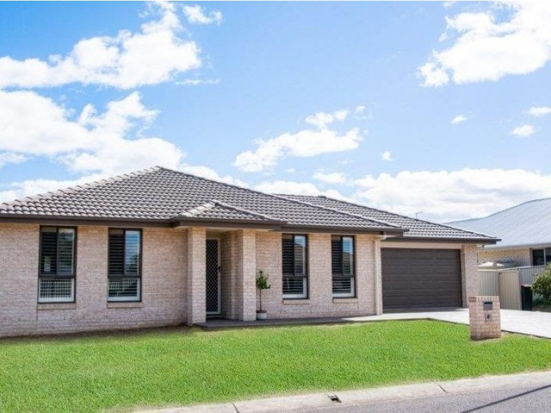 7 Stokes Ave, Tamworth NSW 2340
