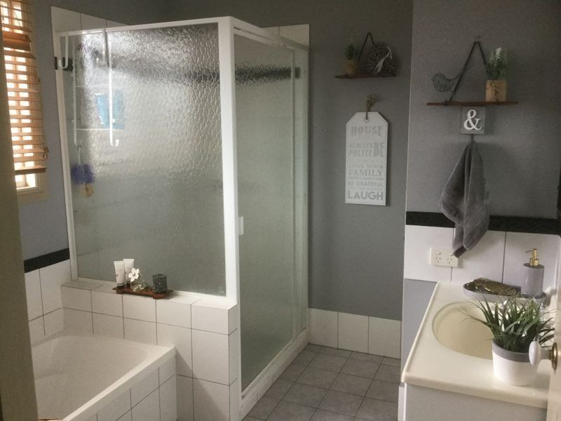 50 Dart Street, Redland Bay QLD 4165