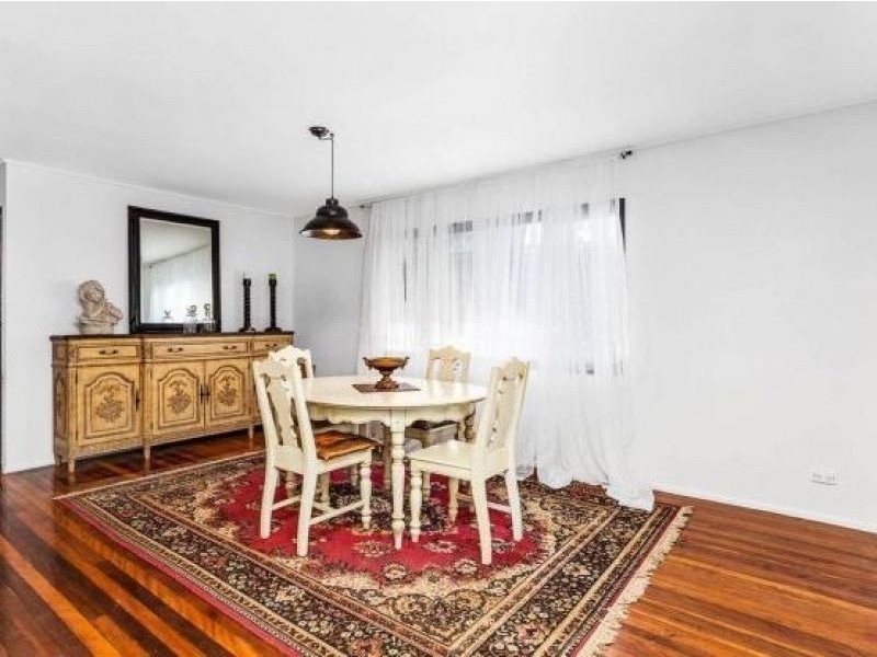 39 Carlyle Street, Seventeen Mile Rocks QLD 4073