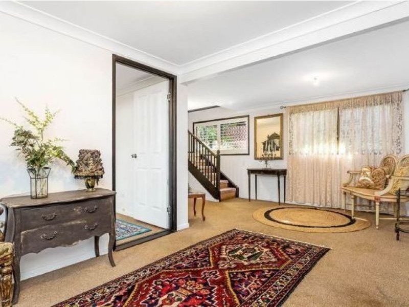 39 Carlyle Street, Seventeen Mile Rocks QLD 4073