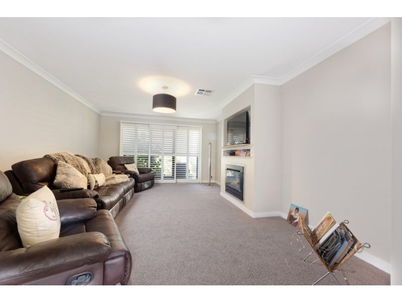 15 Lavis Road, Bowral NSW 2576