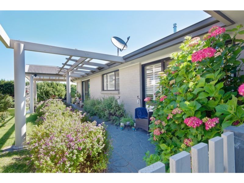 15 Lavis Road, Bowral NSW 2576