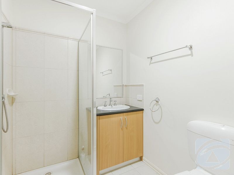 3/107-109 Pecks Rd, Sydenham VIC 3037