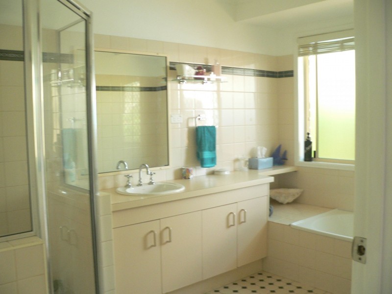 10 San Marco Court, Urangan QLD 4655