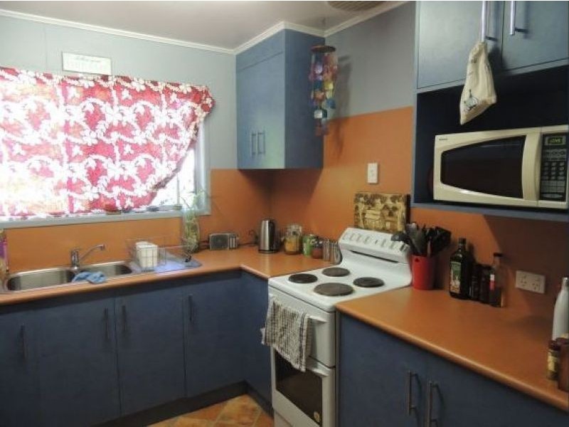 7 Ney Street, Moranbah QLD 4744