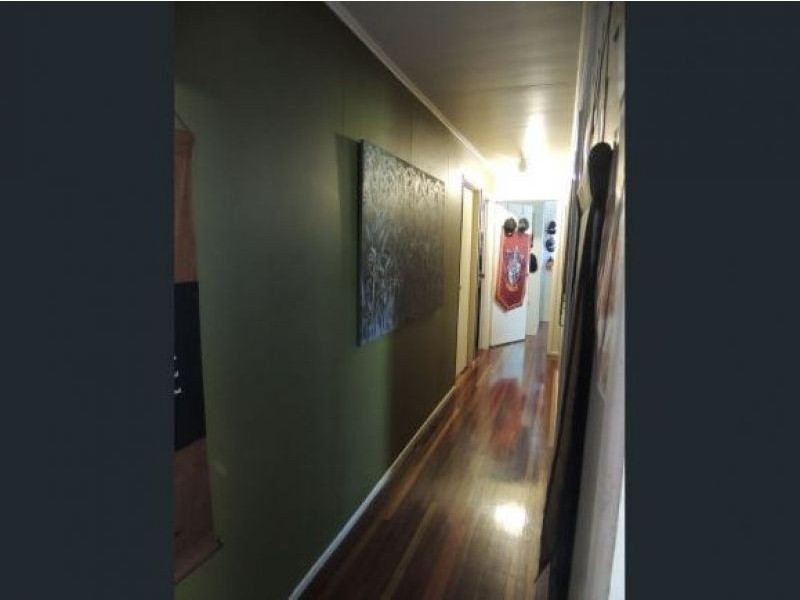 7 Ney Street, Moranbah QLD 4744