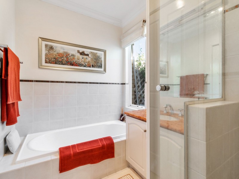 1B Battrass Place, Innaloo WA 6018