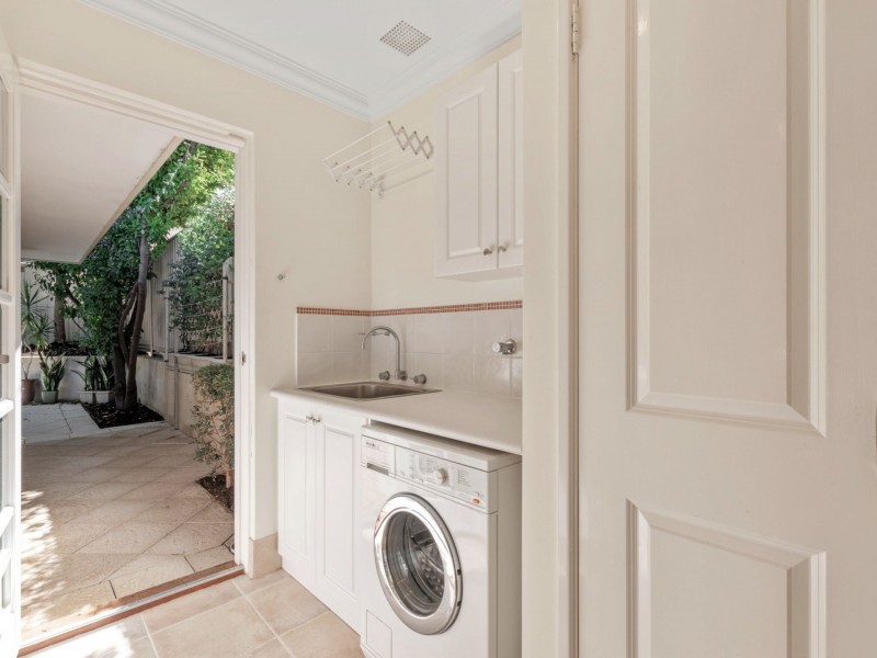 1B Battrass Place, Innaloo WA 6018