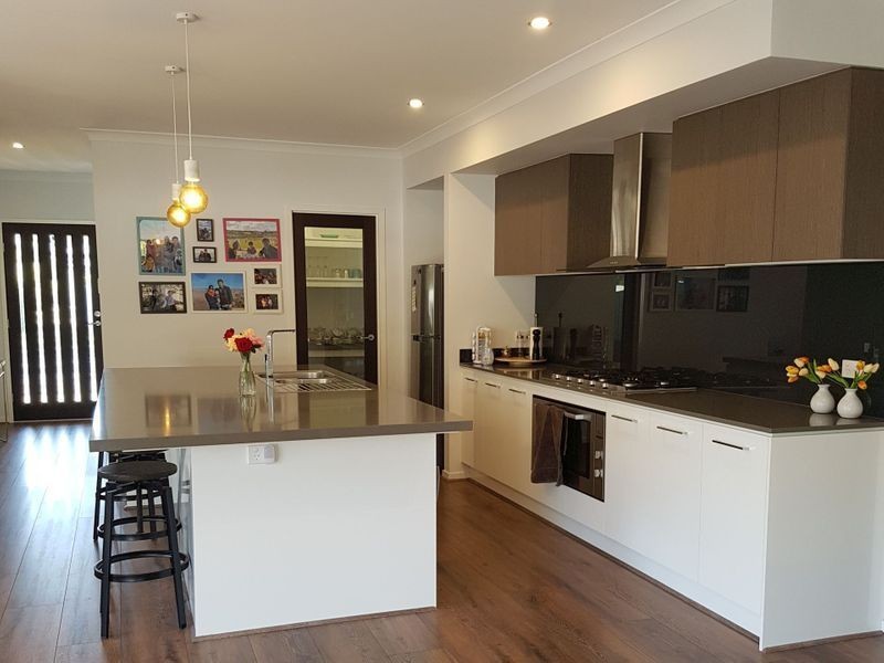 9 Mac Street, Bridgeman Downs QLD 4035