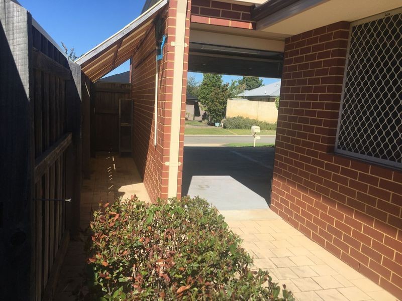 10 Durant Way, Ellenbrook WA 6069