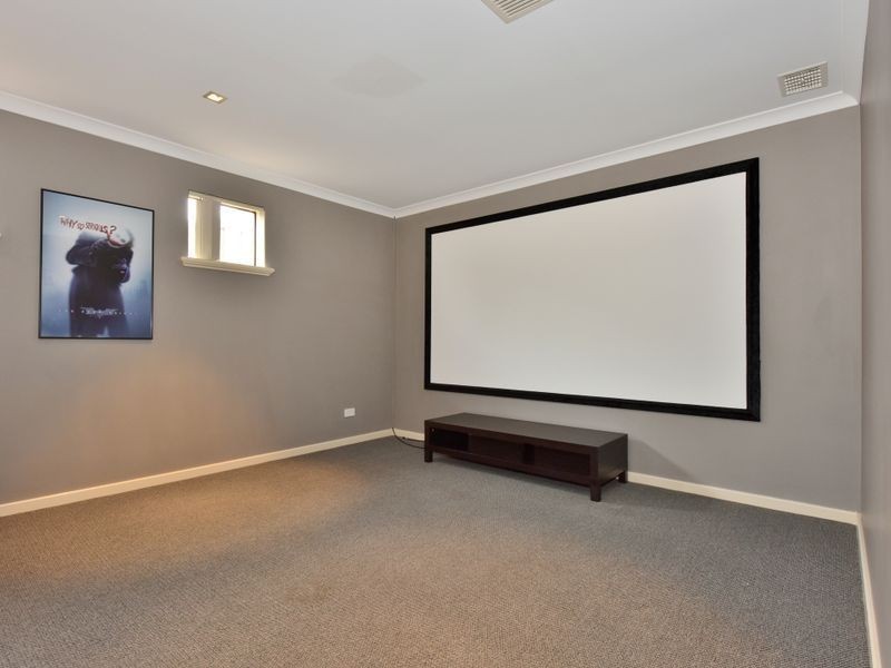 10 Durant Way, Ellenbrook WA 6069