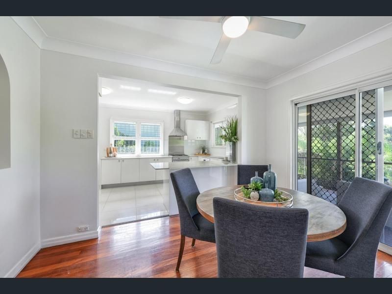 60 Meiers Rd, Indooroopilly QLD 4068