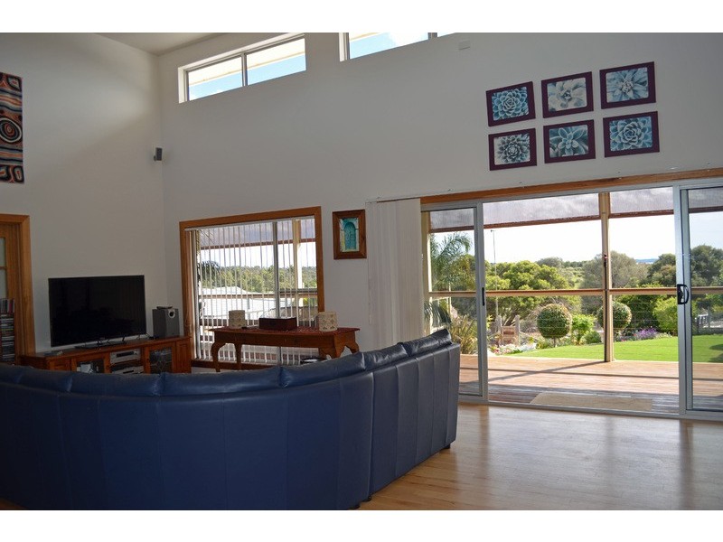 36 Sarah Court, Coffin Bay SA 5607