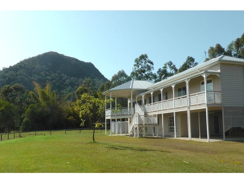 992 Browns Creek Road, Eumundi QLD 4562