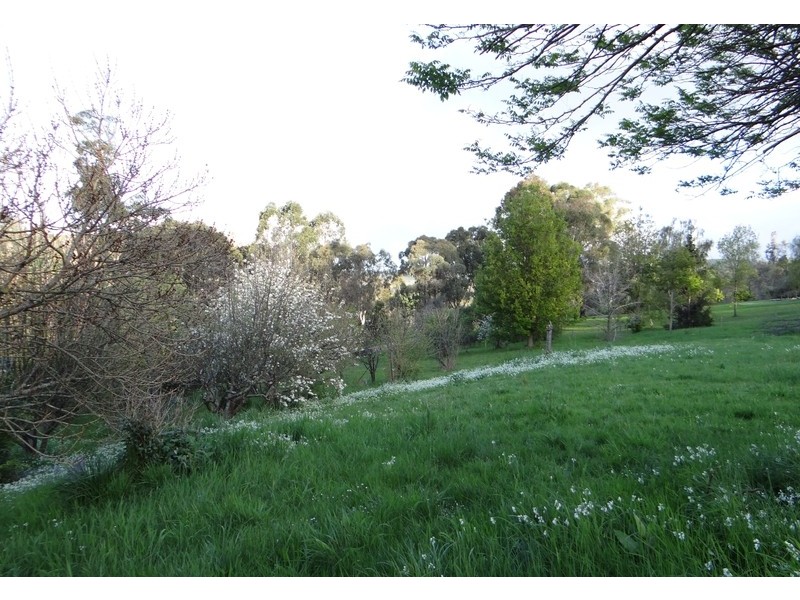 2 [Lot 8 and Lot A] Carolyn Court, Traralgon South VIC 3844