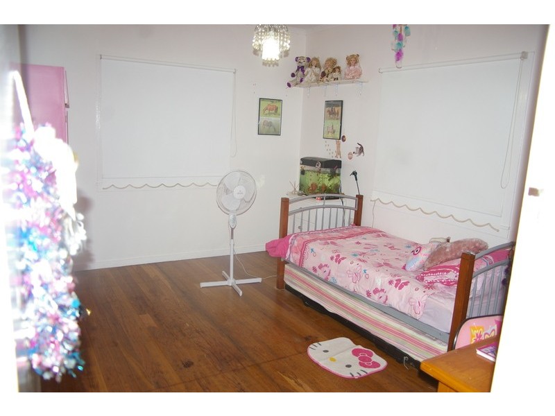 41 Lindsay Street, Bundamba QLD 4304
