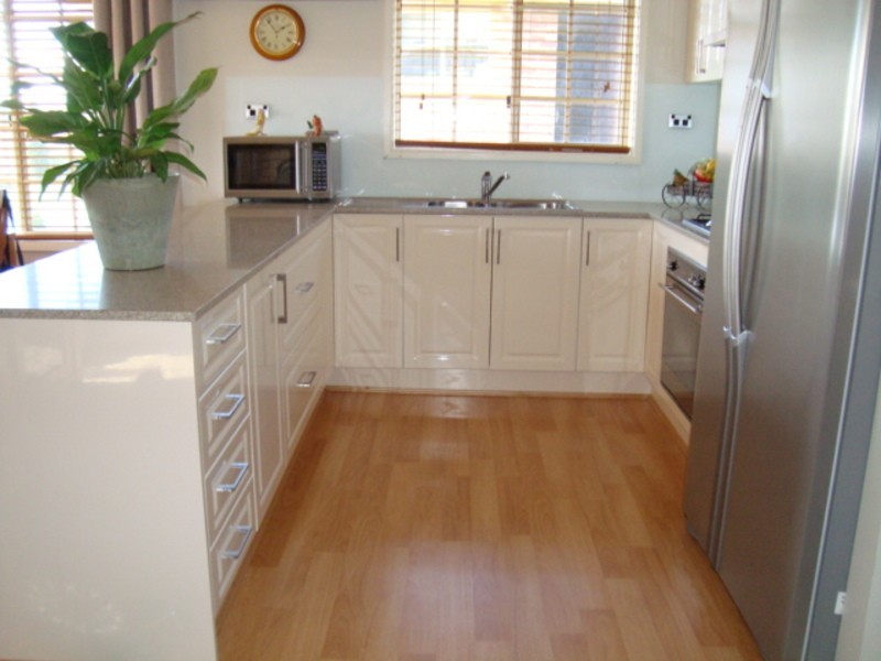 2/24 Stephanie Close, Macquarie Hills NSW 2285