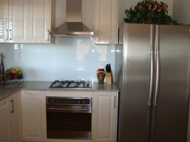 2/24 Stephanie Close, Macquarie Hills NSW 2285