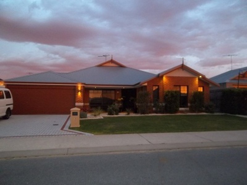59 Carissa Turn, Halls Head WA 6210