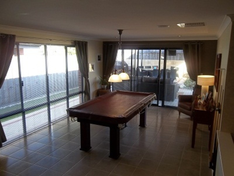 59 Carissa Turn, Halls Head WA 6210