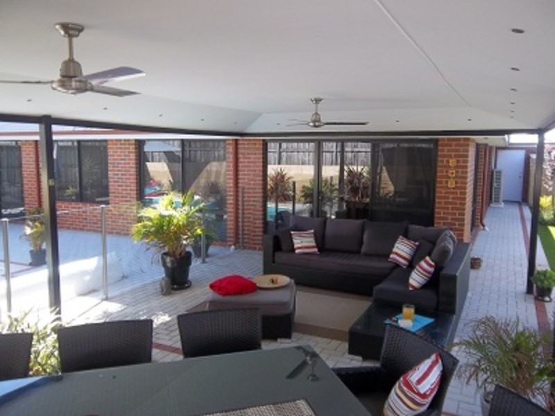 59 Carissa Turn, Halls Head WA 6210
