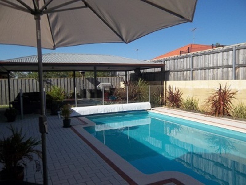 59 Carissa Turn, Halls Head WA 6210
