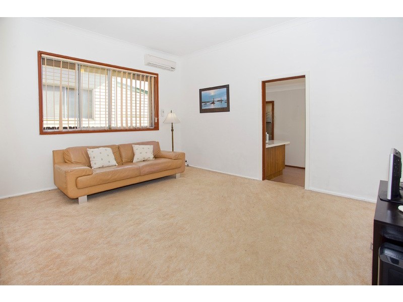 38 New Dapto Rd, Wollongong NSW 2500