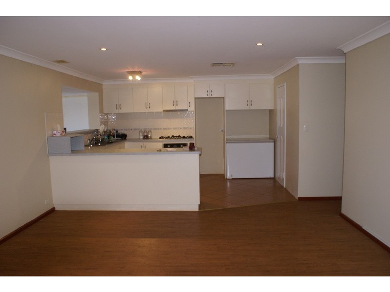 29 Allambi Way, South Yunderup WA 6208