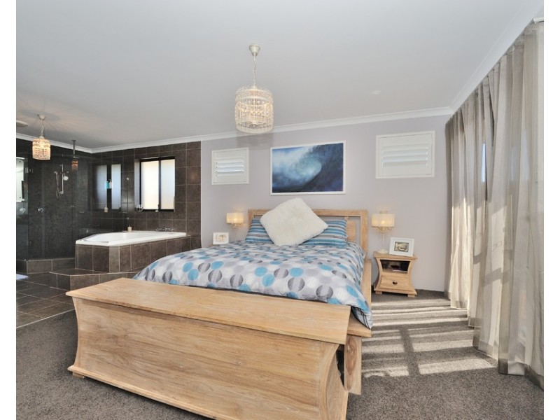 32 Sanctuary Circuit, Dawesville WA 6211