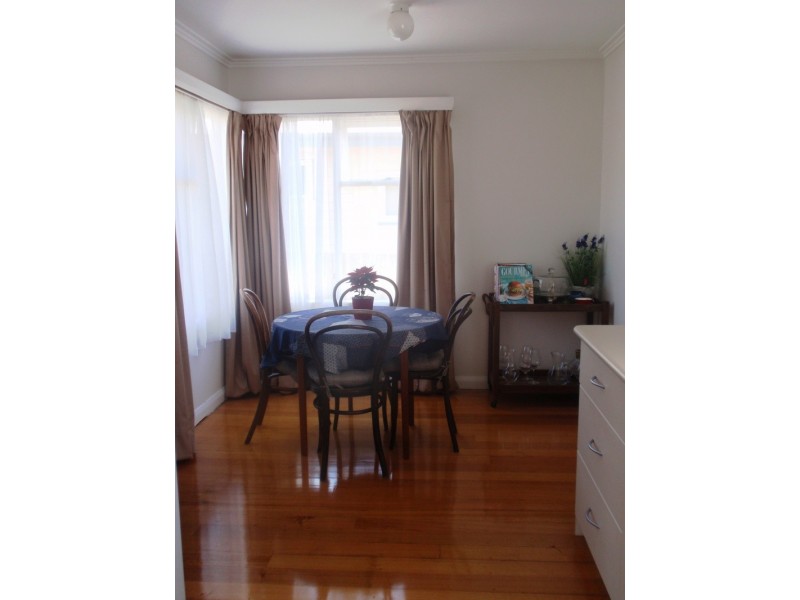 17 Churchill Ave, Devonport TAS 7310