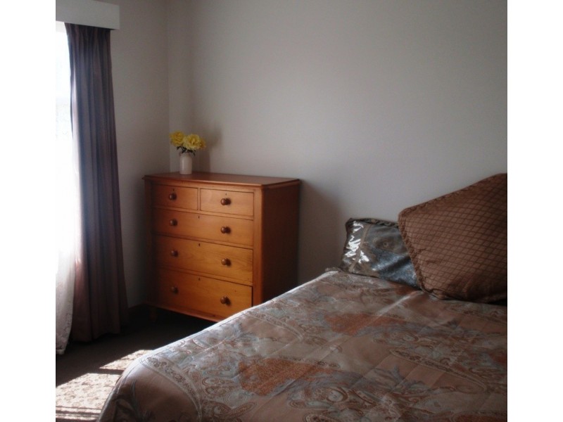 17 Churchill Ave, Devonport TAS 7310