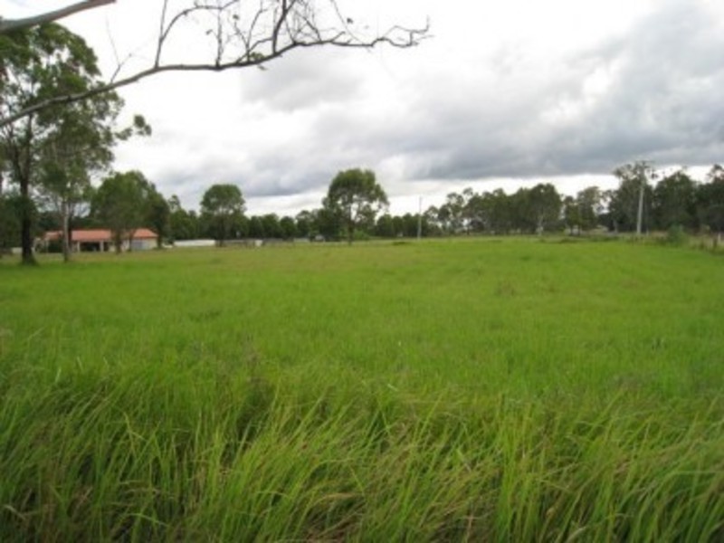 2 Kenny Road, Chambers Flat QLD 4133