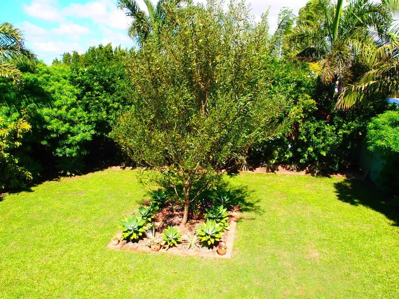 7 SCHAEFER ST, West Mackay QLD 4740