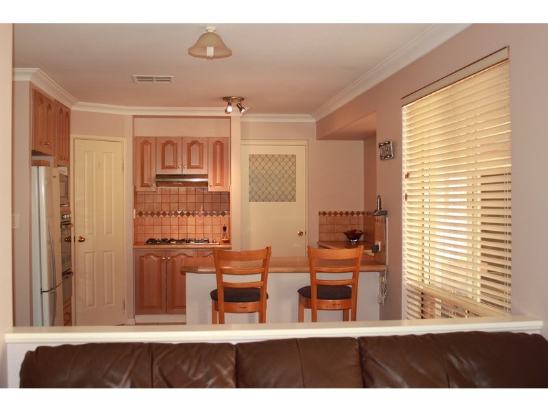 4 Weld Road, Swan View WA 6056