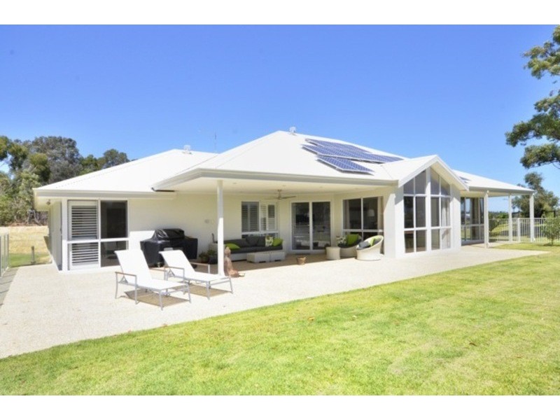 73 Beauchamp Loop, Wellard WA 6170