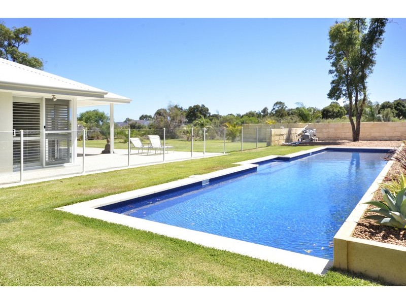 73 Beauchamp Loop, Wellard WA 6170