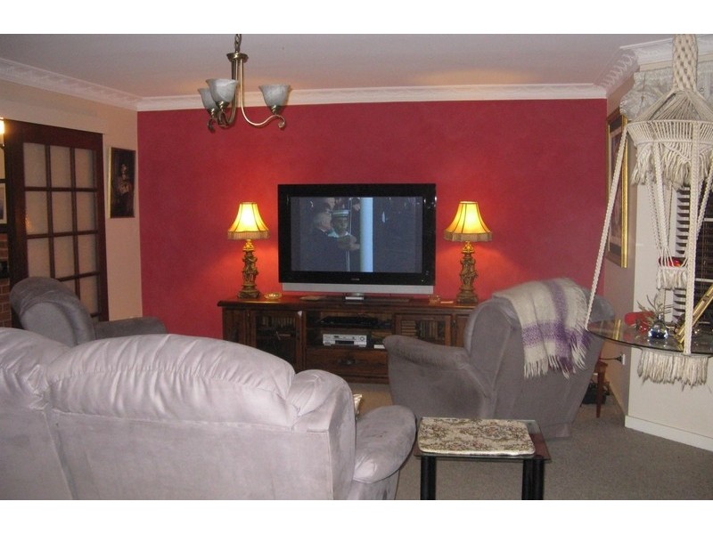 74 Minor Road, Orana WA 6330