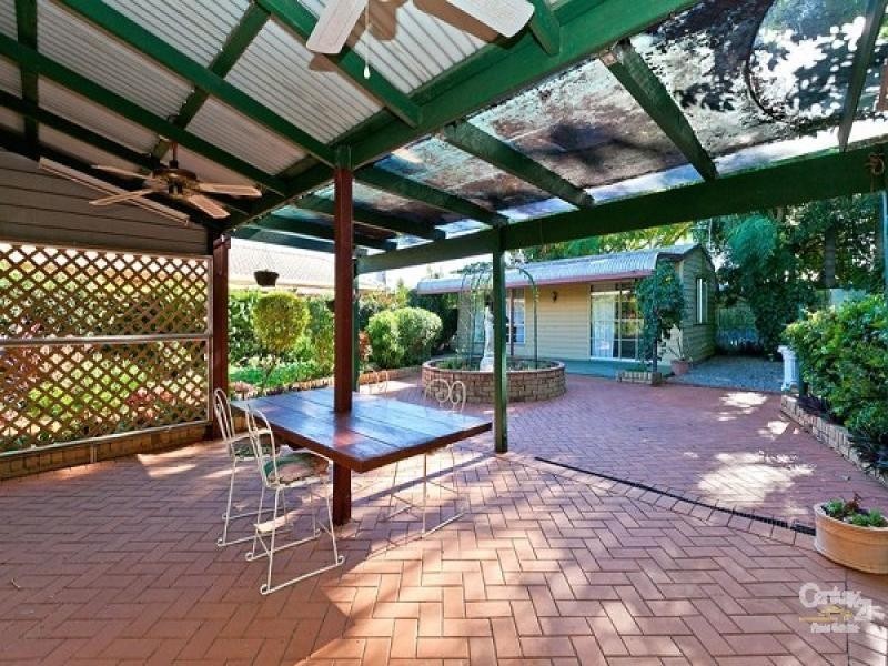 5 Peggy Place, Victoria Point QLD 4165