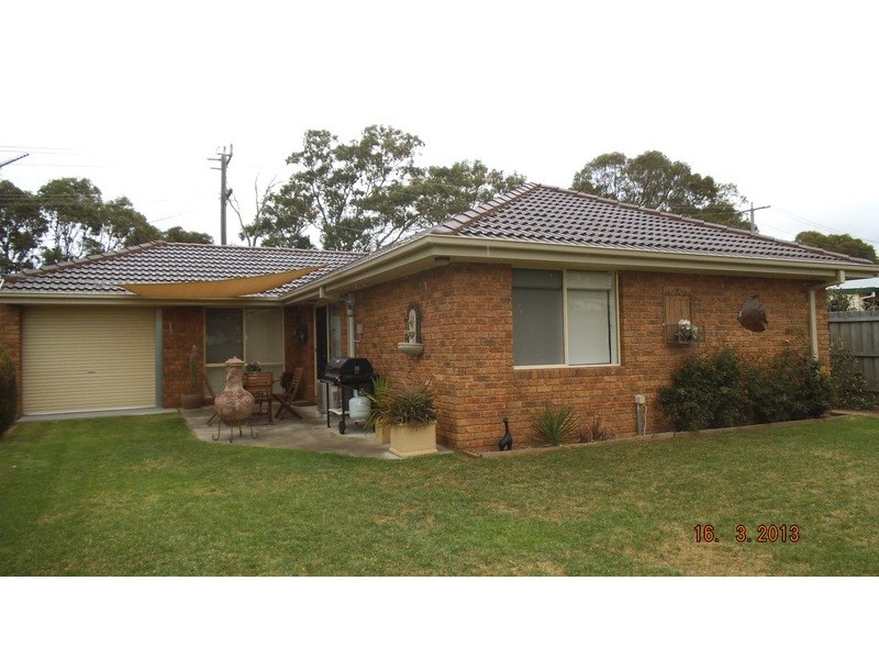 111  Bay Road, Eagle Point VIC 3878